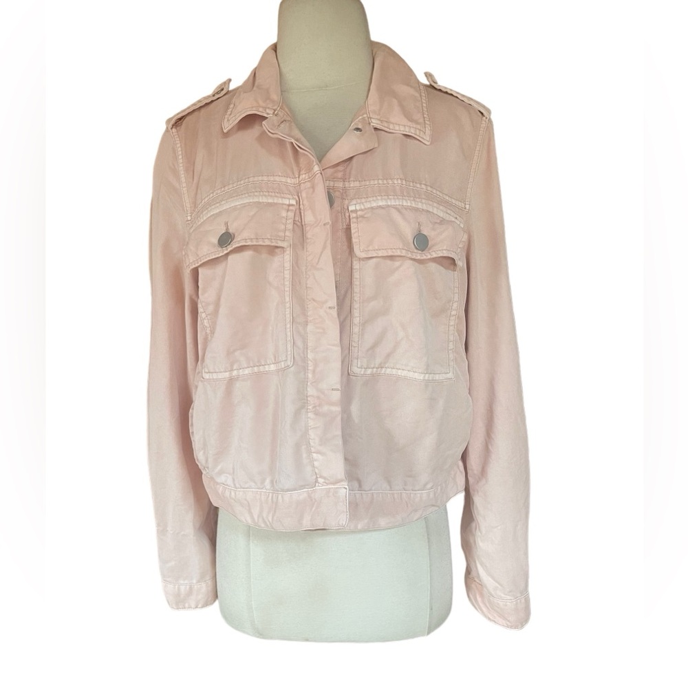 Gap Lightweight Pale Pink Button‎ Down Jacket